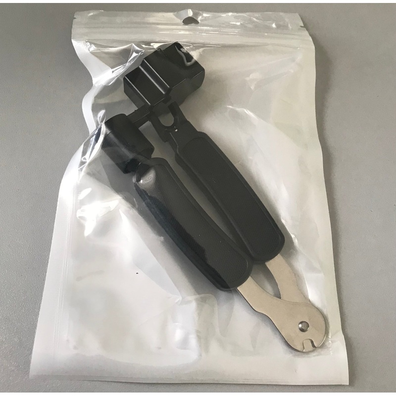 Rockin’ Instruments 3 in 1 Multifunction Guitar Accessory: Peg String Winder/String Cutter/Guitar String Winder